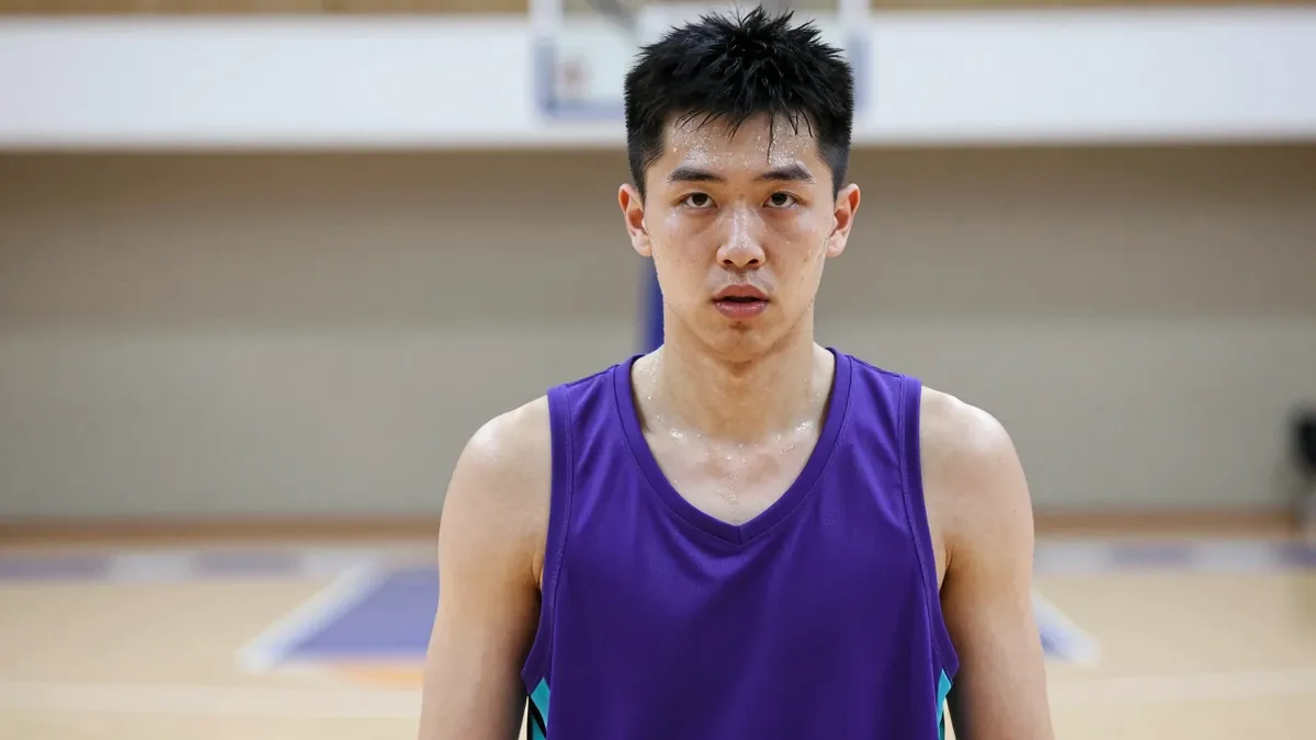 Charlotte Hornets' 2026-27 season predictions by ESPN, a 34-48 record, and the team's young talent and experienced veterans